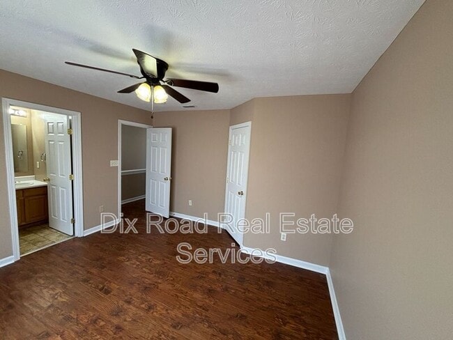 Building Photo - 6729 Fayetta Dr