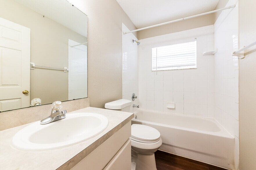 Building Photo - 13618 Silver Charm Ct