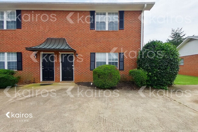 Building Photo - 150 Deer Pkwy