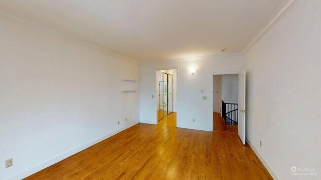 Building Photo - 161 4th Ave