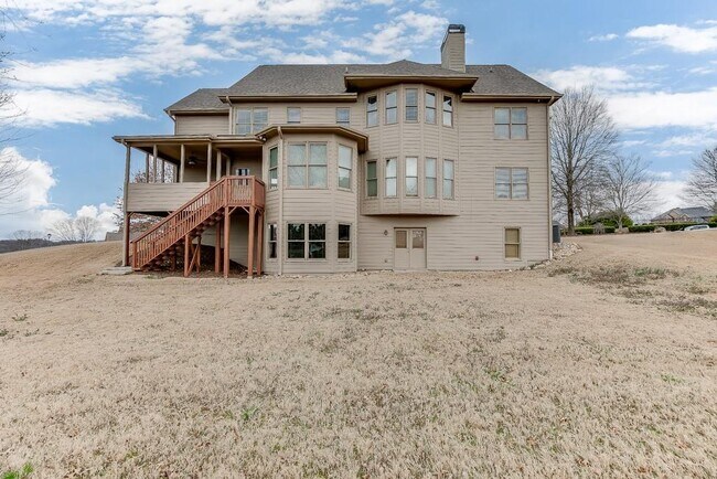 Building Photo - 4537 Grandview Pkwy