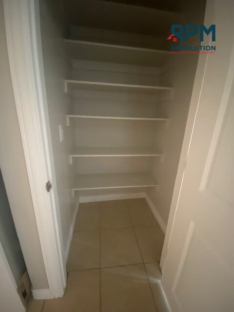 Building Photo - "Charming 4-Bed, 2-Bath Gem in Ogden"