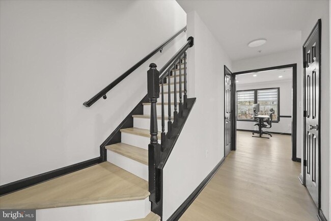 Building Photo - 10626 Fitzgibbon Ct