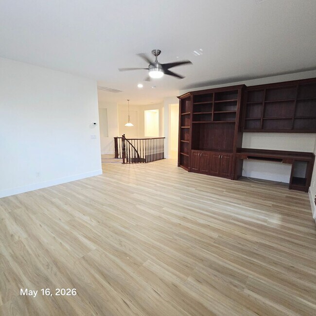 Building Photo - Gorgeous Home For Rent