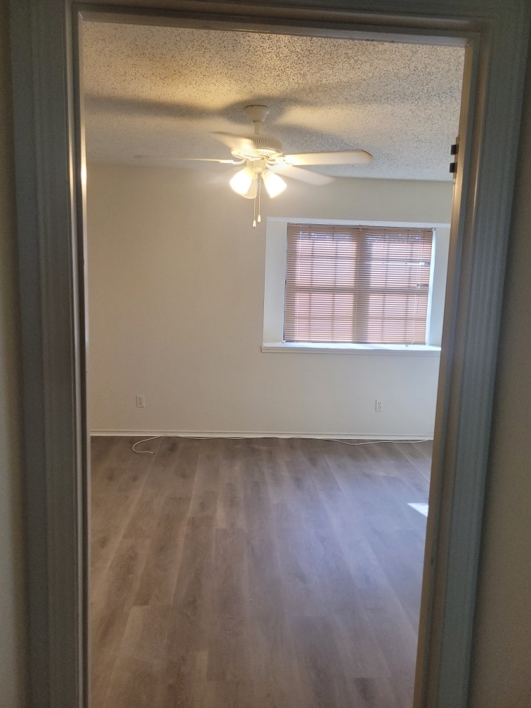 Building Photo - 17915 Summer Knoll Dr