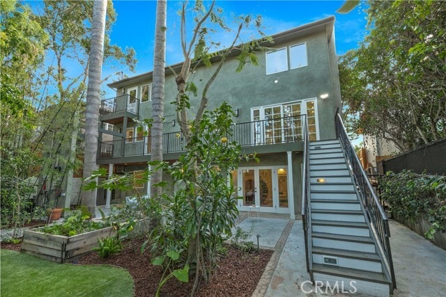 Building Photo - 1156 S Carmelina Ave
