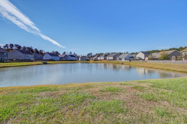 Building Photo - 111 Meadowvale Ln