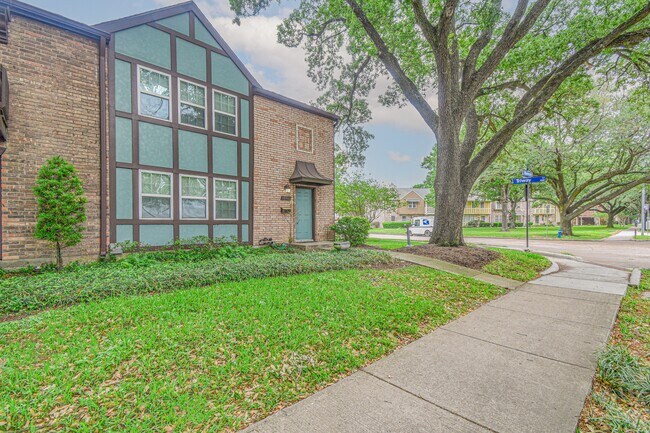 Building Photo - 10502 Hammerly Blvd