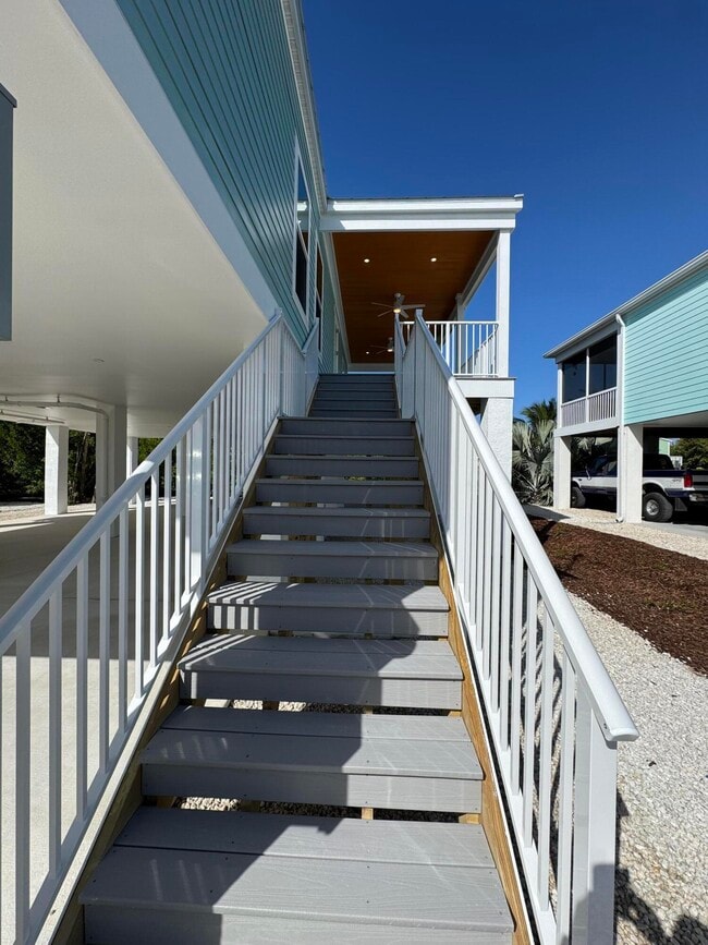 Building Photo - 27355 Guadaloupe Ln