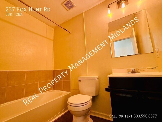 Building Photo - 237 Fox Hunt Rd-