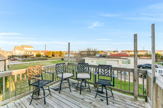 Building Photo - 3602 Alice St