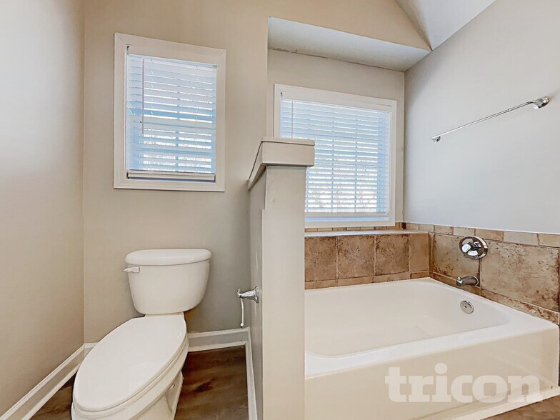 Building Photo - 115 Michael Ct