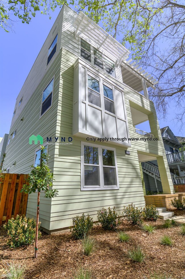 Building Photo - 2 br, 2.5 bath  - 519 T St Unit 102 Apt 102