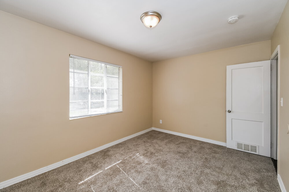 Building Photo - 3041 Detroit Cir N