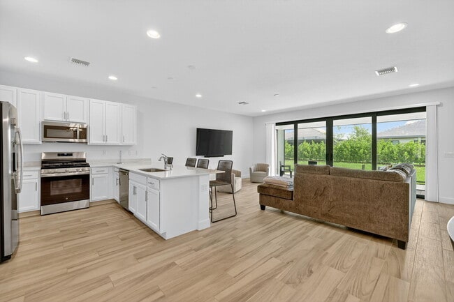 Building Photo - 12489 SW Emerald Estuary Ter