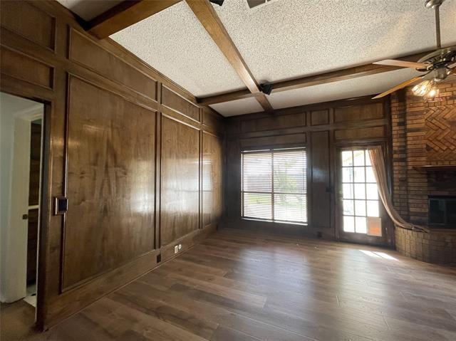 Building Photo - 211 Sycamore Creek Rd