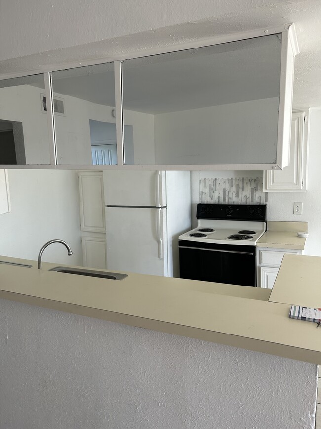 Building Photo - 4560 Chaha Rd