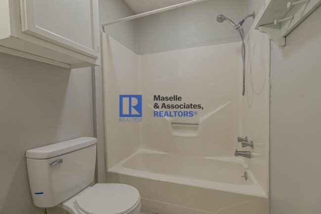 Building Photo - 3 Bed/2 Bath Home in Brandon