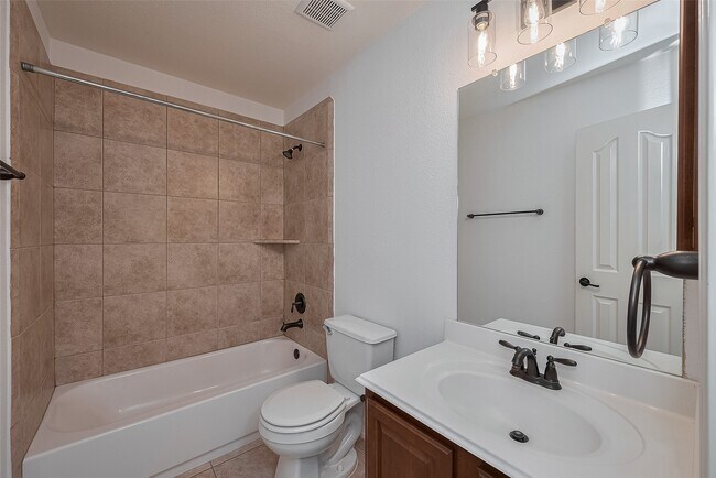 Building Photo - 25218 Auburn Bend Dr