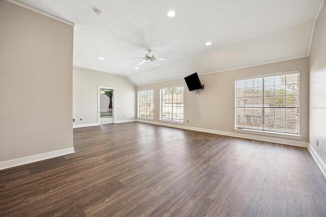 Building Photo - 1166 Barkston Dr