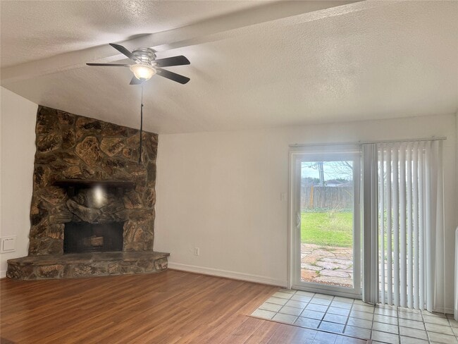 Building Photo - 3602 Brier Gardens Dr