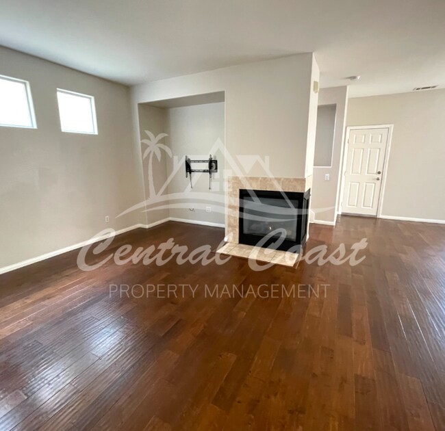 Building Photo - 2235 Nightshade Ln