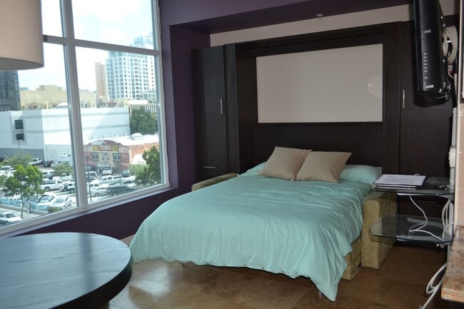 Building Photo - Stylish Studio Loft in Sapphire Tower – Do...