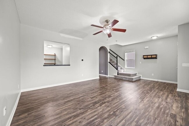 Building Photo - 5632 Lantos Rd