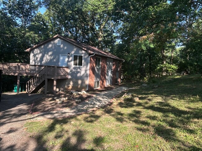 Building Photo - 6516 Dogwood Ln