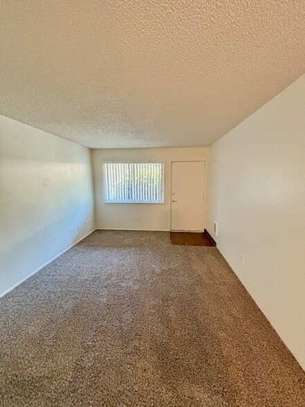 Building Photo - 3950 SW 102nd Ave