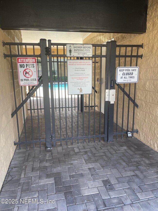 Building Photo - 6057 Maggies Cir