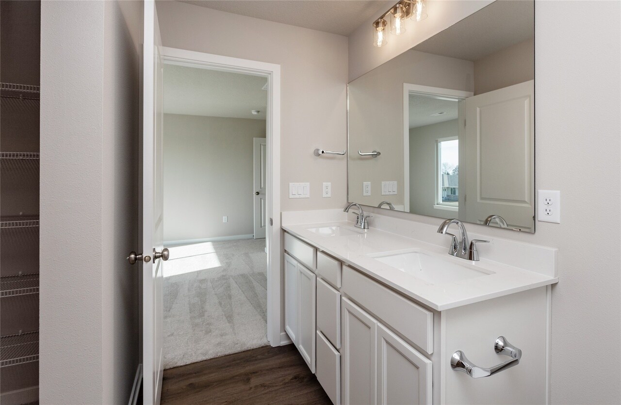 Building Photo - 6129 Tungsten Dr