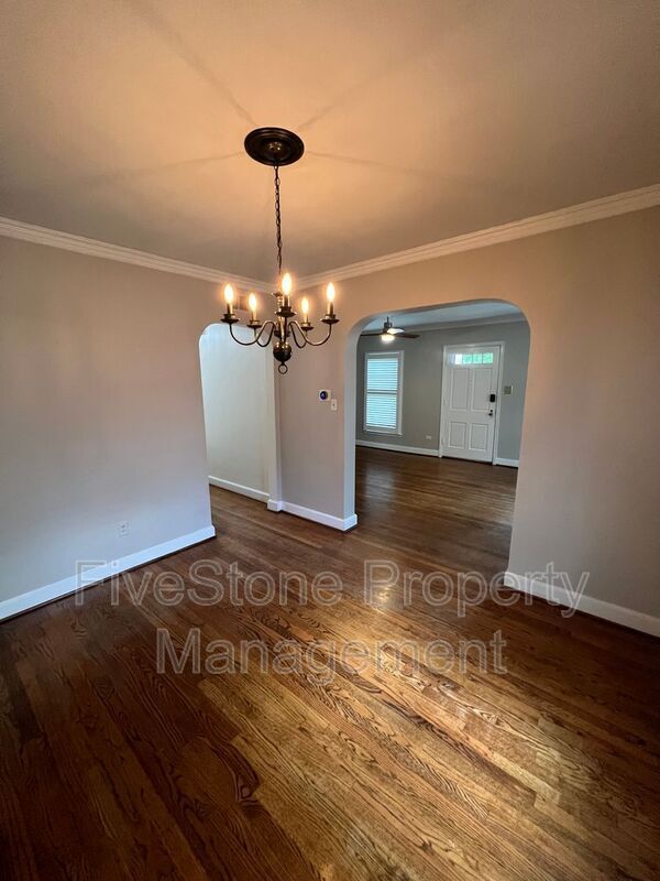 Building Photo - 144 Northwood Dr
