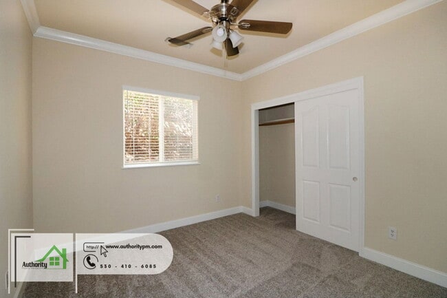 Building Photo - 3966 Cambria Dr