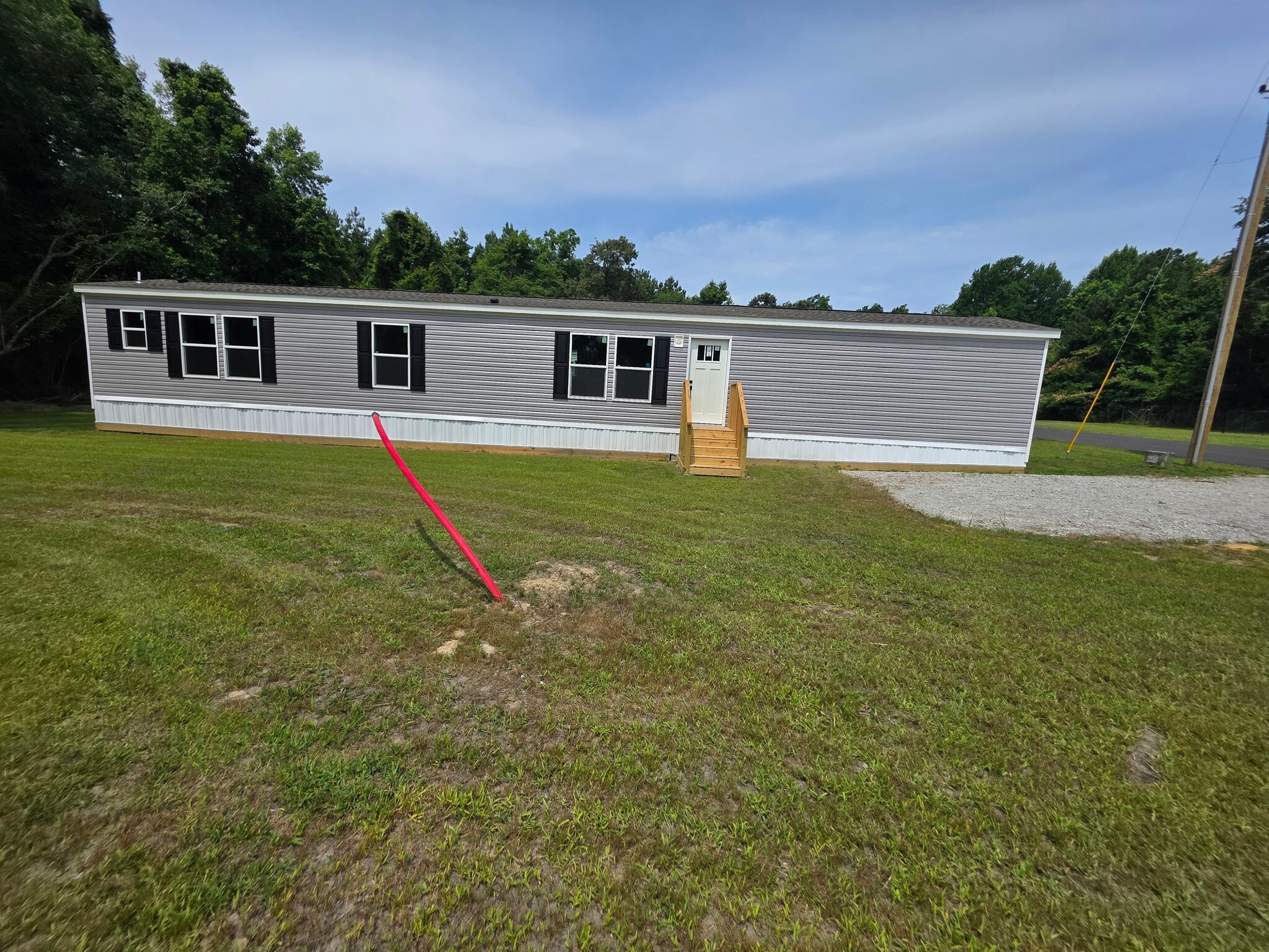 Building Photo - 611 Wright Ln