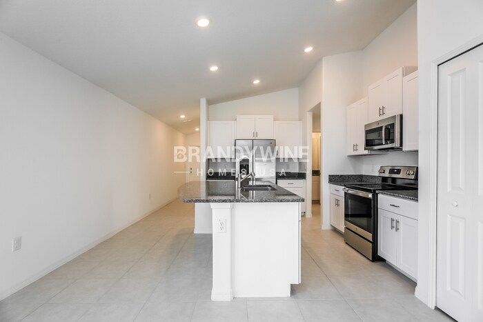 Building Photo - 32433 Windmill Frg