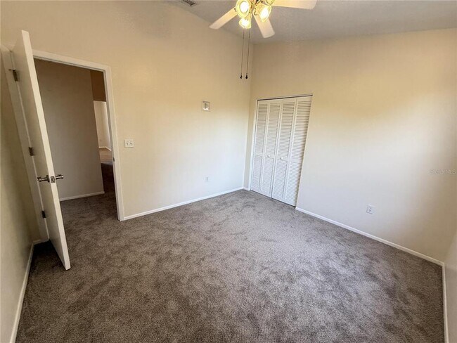 Building Photo - 12653 Longcrest Dr