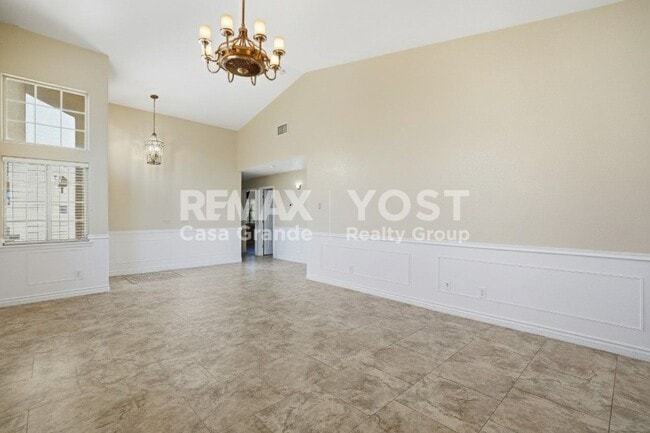 Building Photo - Life Is Better by the Lake!