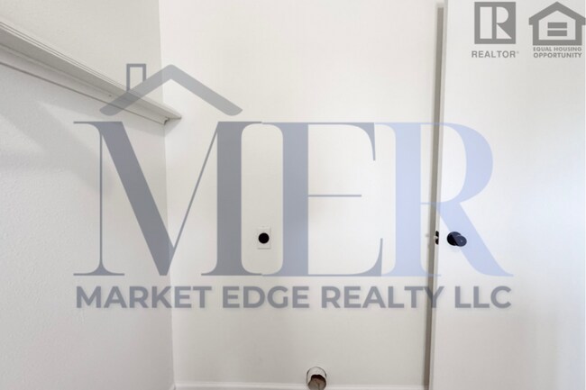 Building Photo - 2Bed/2Bath House in Sun City on Golf Course! Ready for Immediate Move-In!