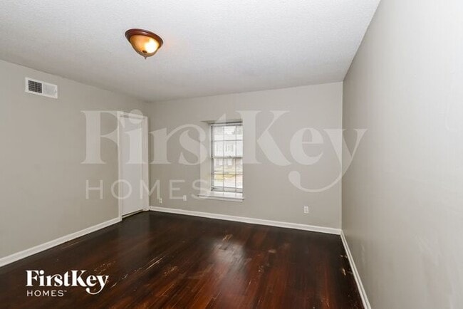 Building Photo - 5492 Scottsdale Ave