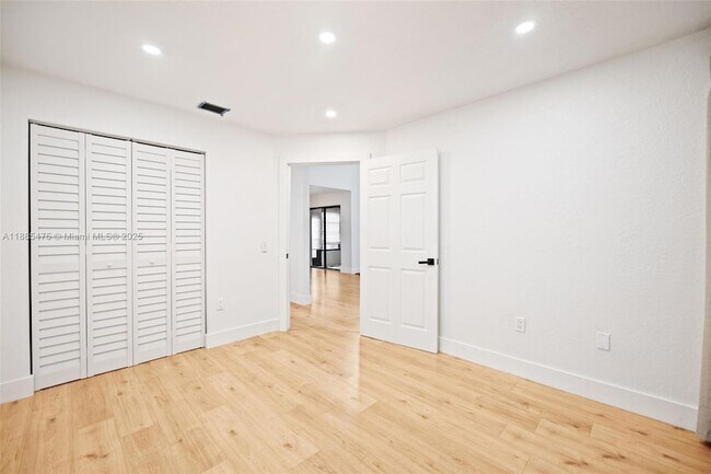 Building Photo - 6633 NW 179th Terrace
