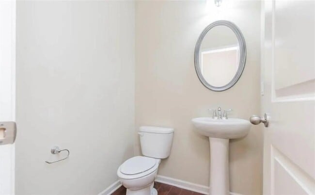 Building Photo - 3369 Castleberry Village Cir