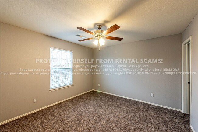 Building Photo - 1374 N Corsica Dr