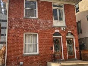 Building Photo - 1319 Elati St