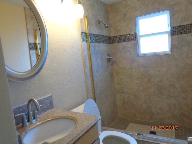 Building Photo - 4951 Campanile Dr