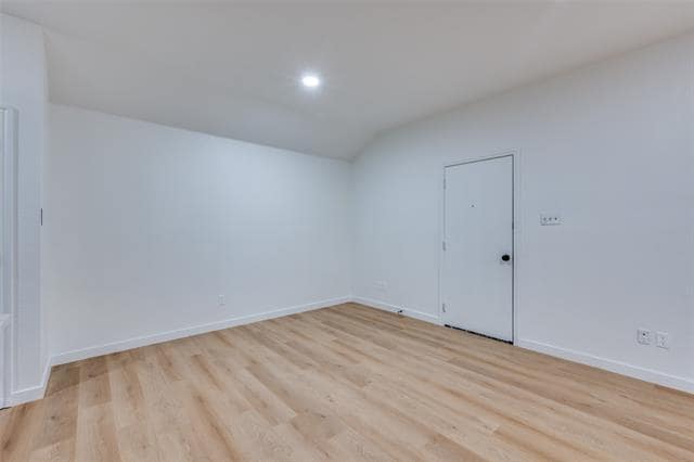 Building Photo - 3023 San Martin Dr