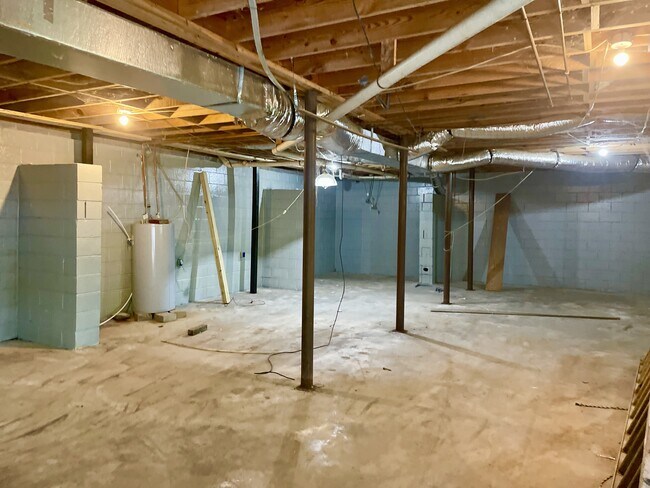 Building Photo - 5019 Peach Mountain Cir