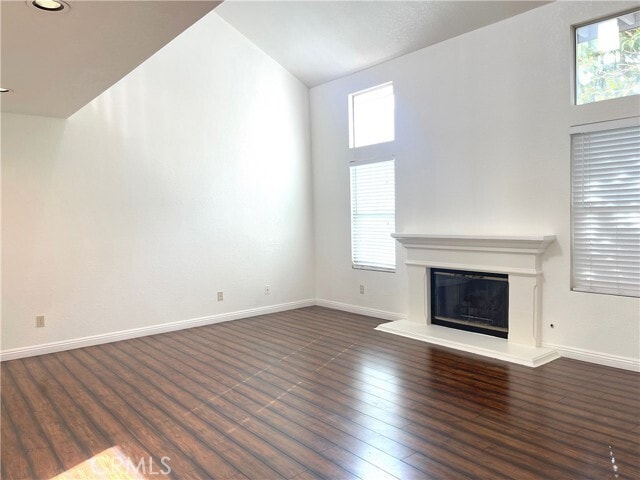 Building Photo - 2985 Amber Dr