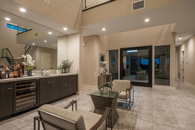 Building Photo - Luxury Home located in The Ridges of Summe...