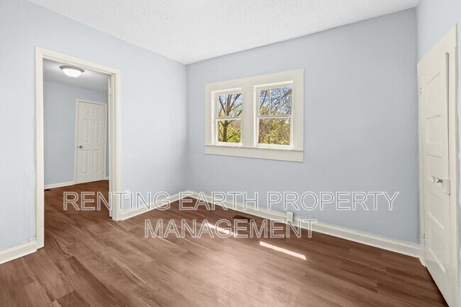 Building Photo - 6309 3rd Ave S